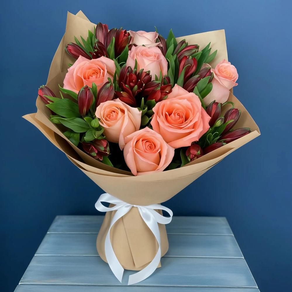 Букет цветов из: Розы и Альстромерии в Щелкино