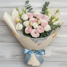 Букет цветов из:  Лизиантусы в Щелкино