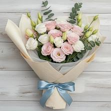 Букет цветов из:  Лизиантусы в Щелкино