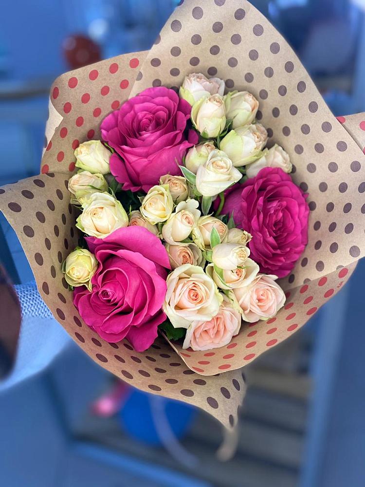 Букет цветов из: Розы в Щелкино