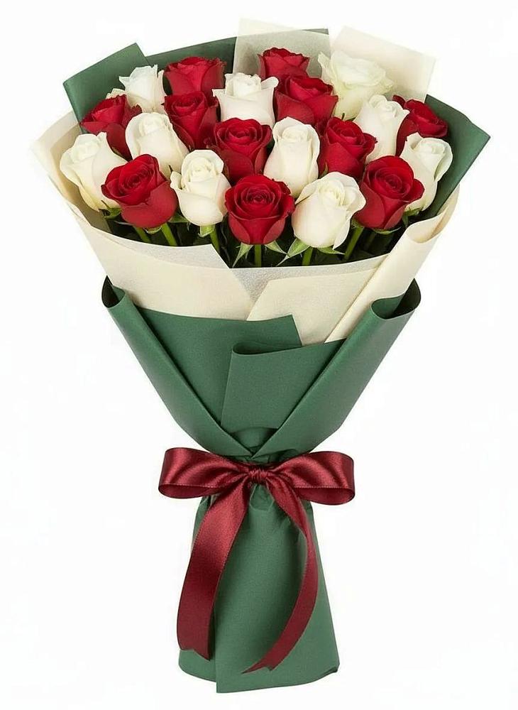 Букет Микс из красных и белых роз в Щелкино