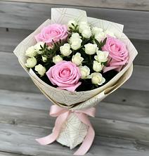 Букет цветов из:  Розы в Щелкино