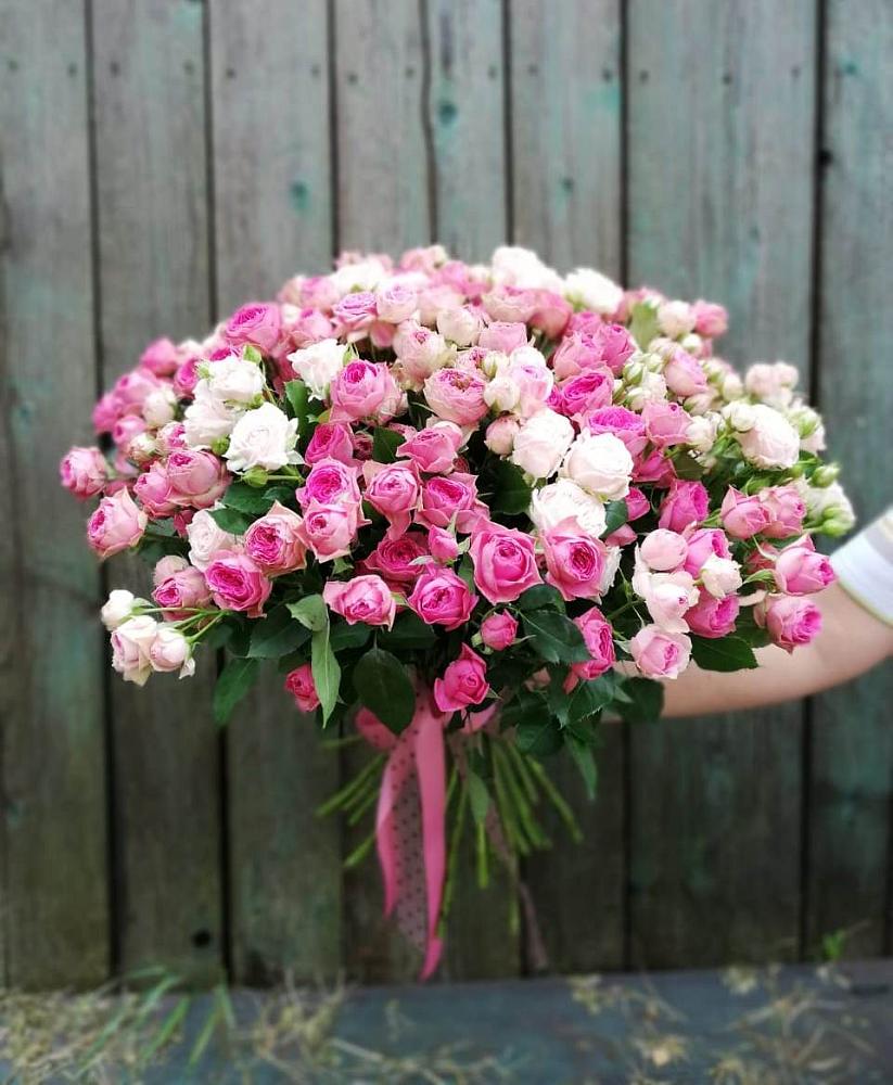 Букет Розовые кустовые розы Натали и Лав Лидия в Щелкино