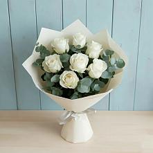 Букет Белые розы в Эвкалипте в Щелкино